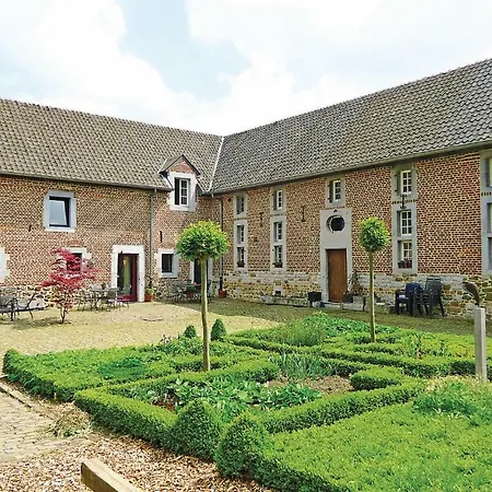 Apartment Hof Van Aken - App. 14 *